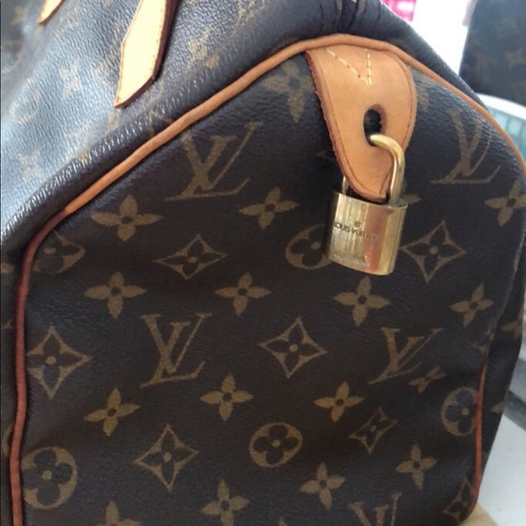 Authentic LV bag - Picture 2 of 3